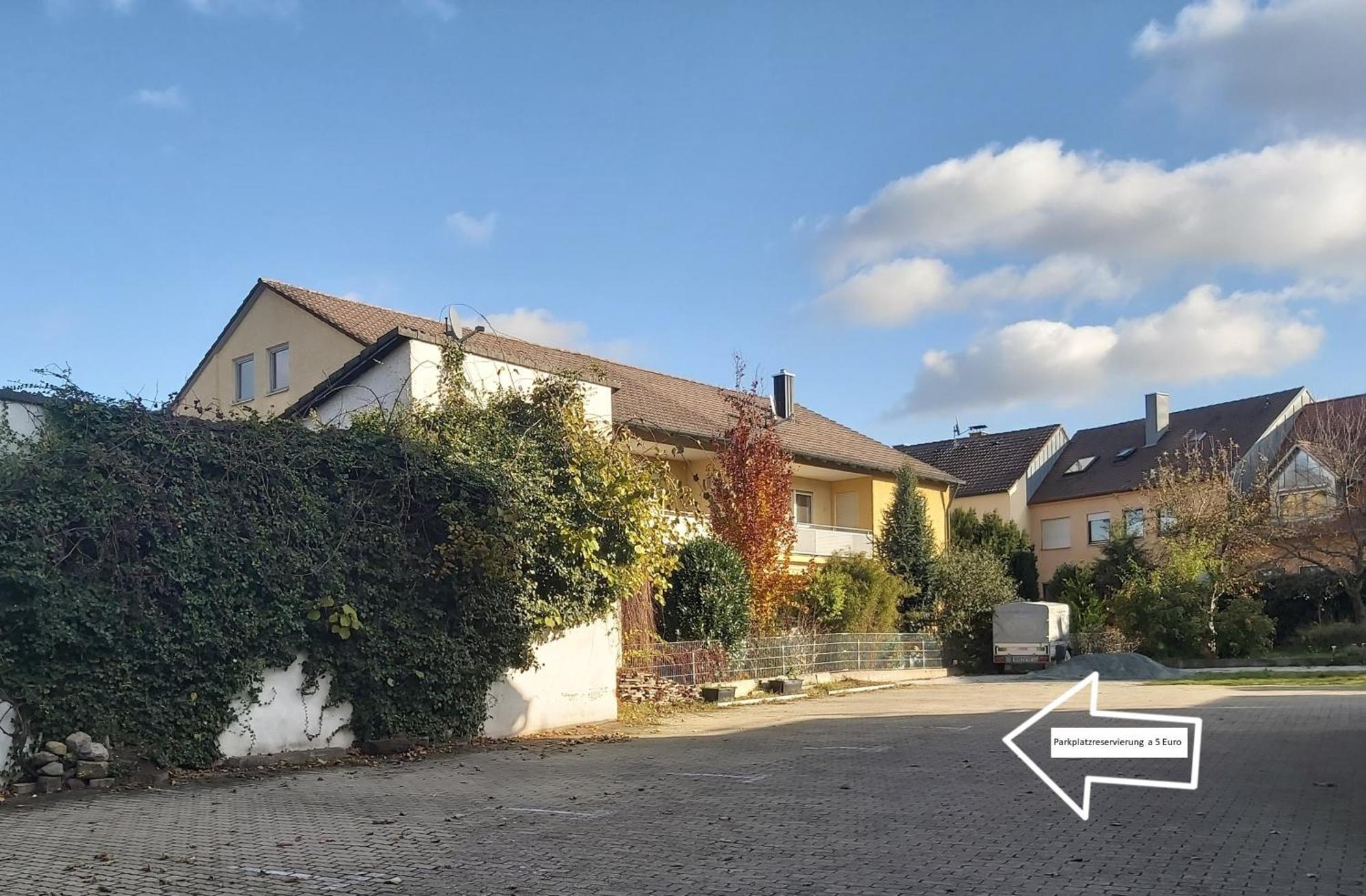 Hotel Garni Und Apartments Zur Krone Hilpoltstein Bagian luar foto