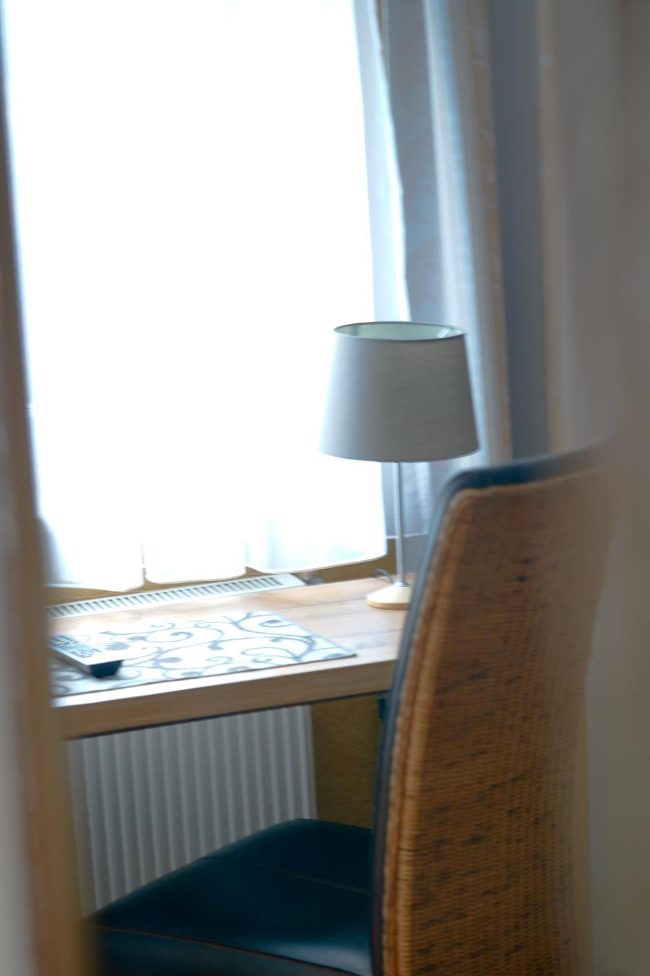 Hotel Garni Und Apartments Zur Krone Hilpoltstein Bagian luar foto